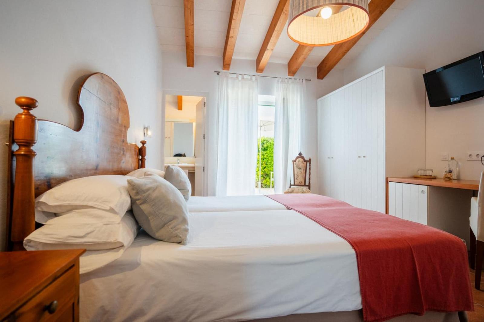 Rural Binigaus Vell Hotel 4*