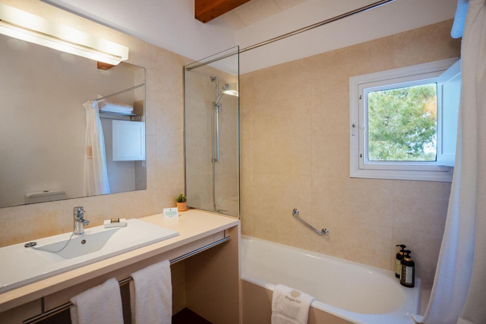 Hotel Rural Binigaus Vell 4*