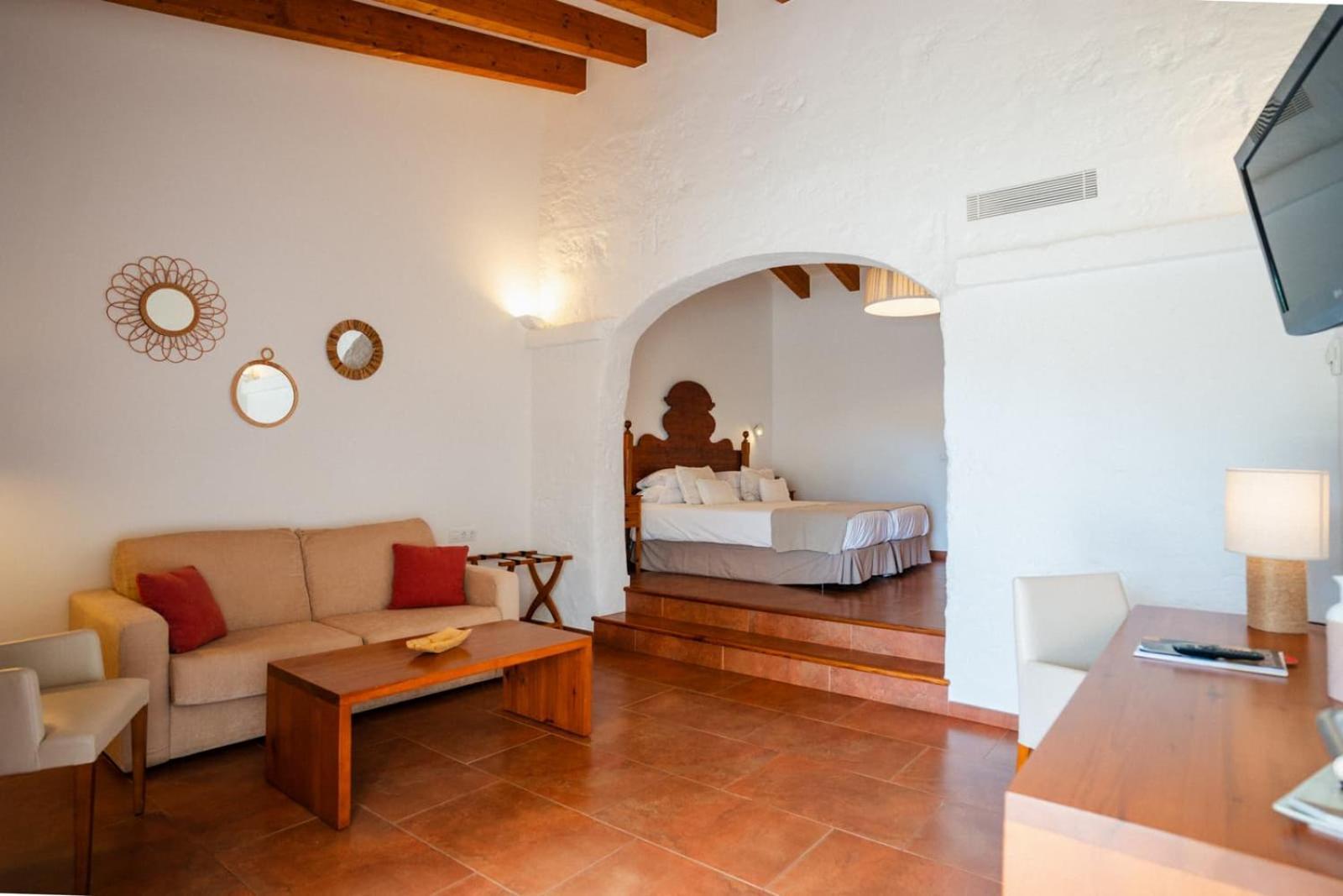 Rural Binigaus Vell Hotel Es Migjorn Gran