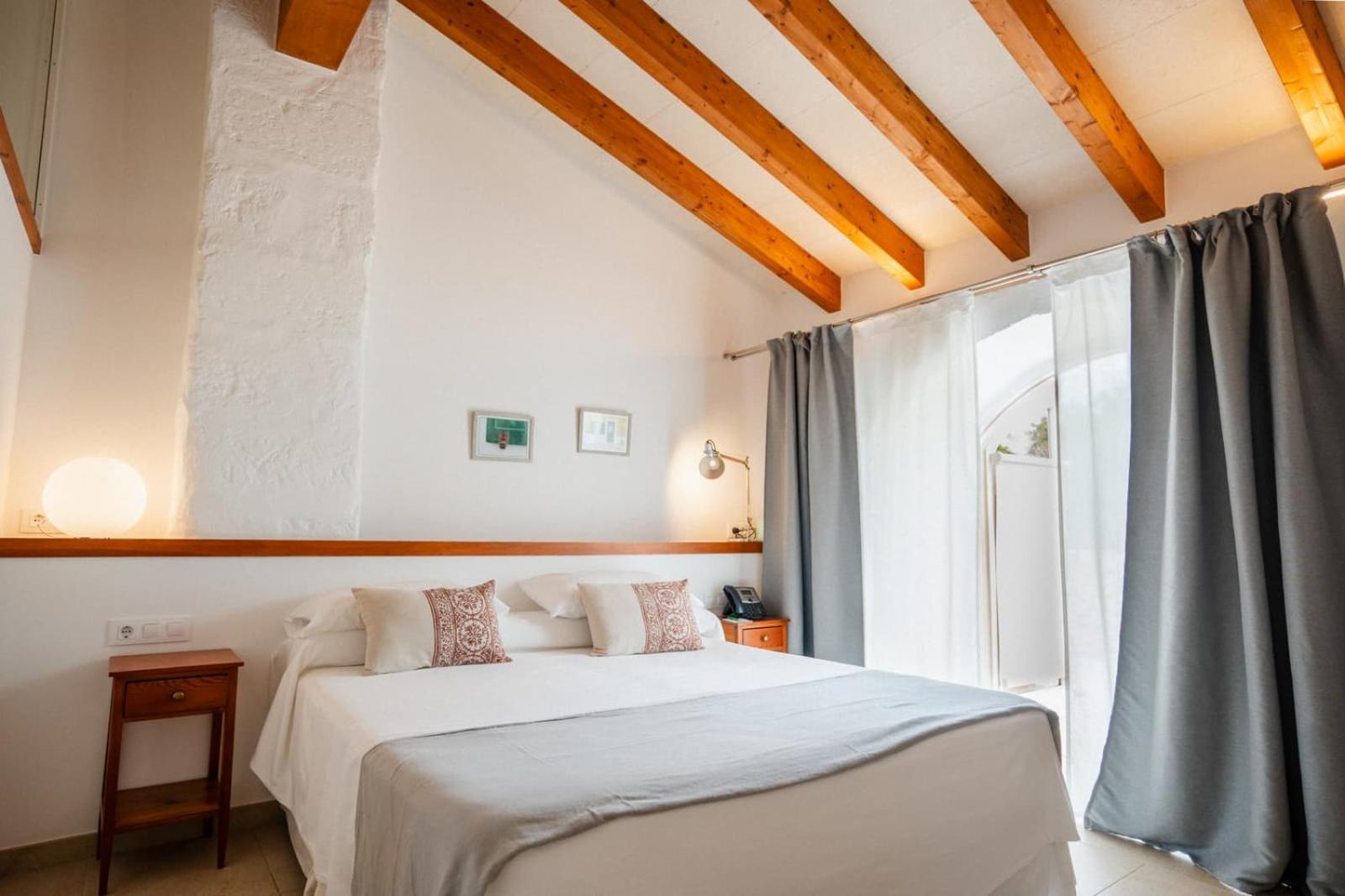 Rural Binigaus Vell 4*
