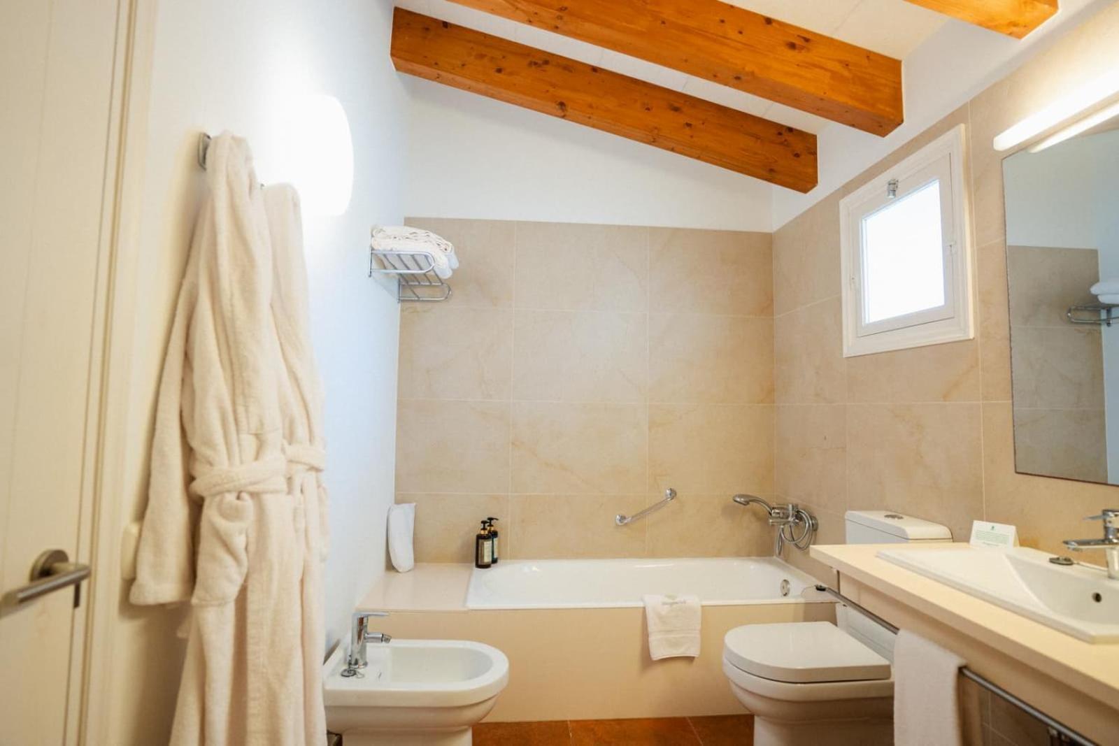 Hotel Rural Binigaus Vell Es Migjorn Gran
